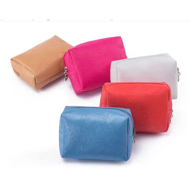 Leather Basics Cosmetic Bag